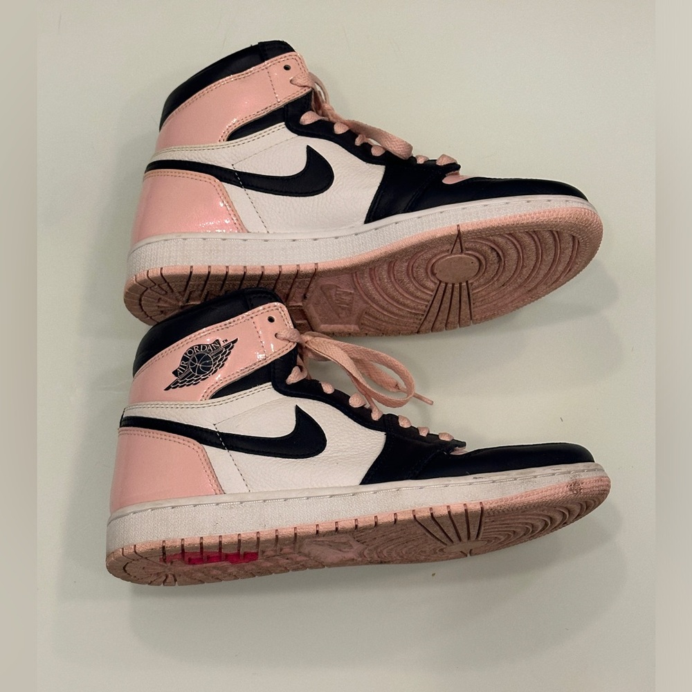 Jordan 1 High atmosphere